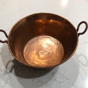 Copper two-handled bowl